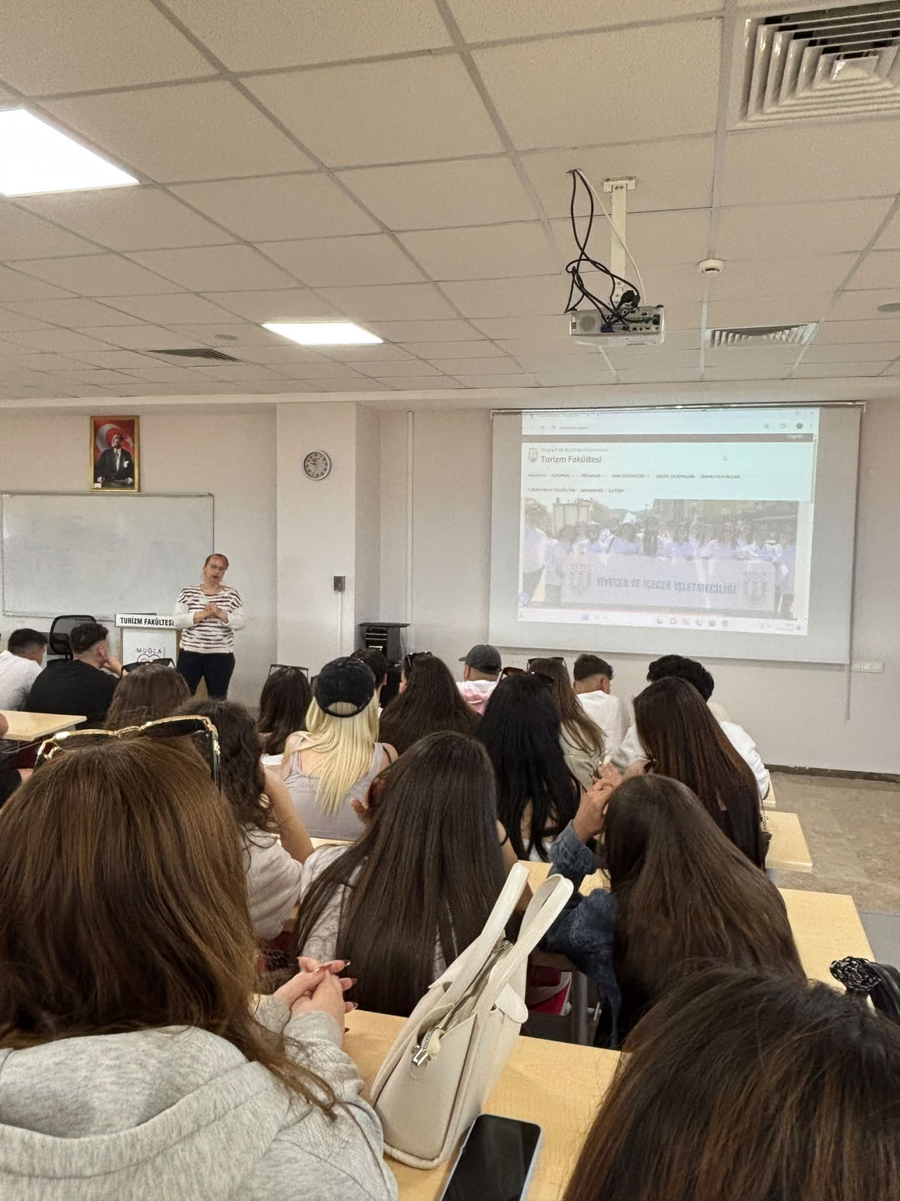 Lüleburgaz TPOA Lisesi Öğrencilerinden Turizm Fakültemize Ziyaret