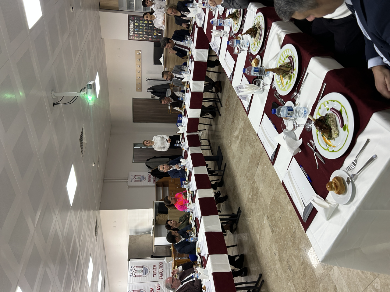 Bodrum’un 5 Yıldızlı Otel Genel Müdürleri Turizm Fakültesinde Bir Araya Geldi