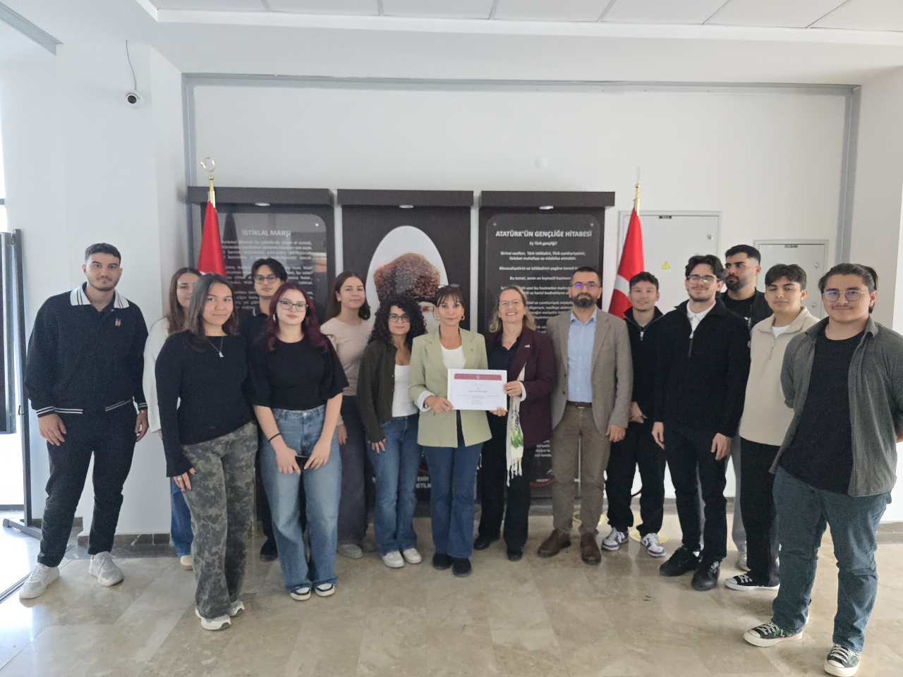 Turizm Fakültesinde Ayşe Nurdan Aras ile Kariyer, Liderlik ve Sosyal Sorumluluk Üzerine Söyleşi