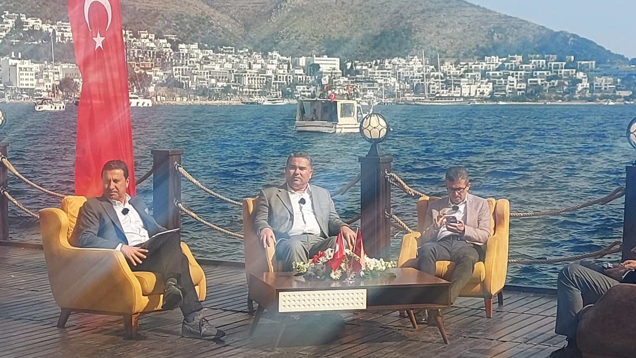 Fakülte Dekanımız Prof. Dr. Cafer Topaloğlu "Bodrumda Alternatif Turizm" Adlı Söyleşiye Katıldı