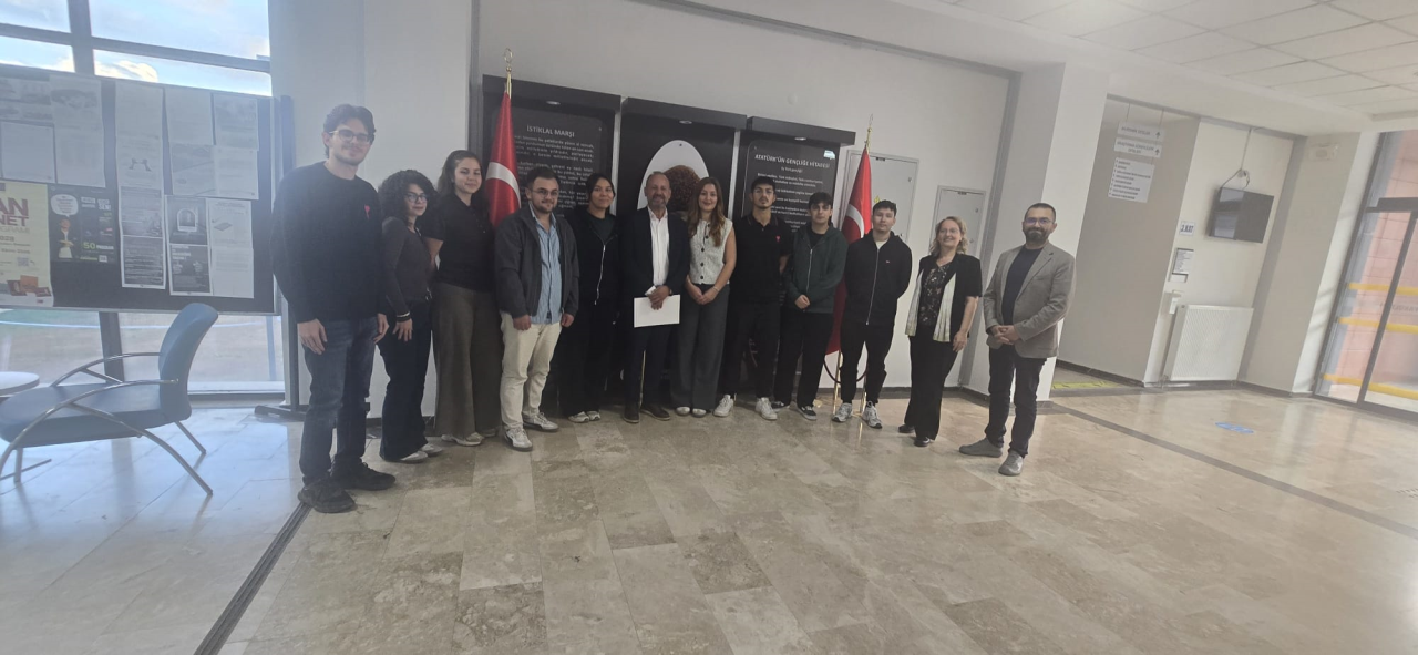 Turizm Öğrencileri SKAL Marmaris Başkanı Süleyman Yıldız ile Buluştu