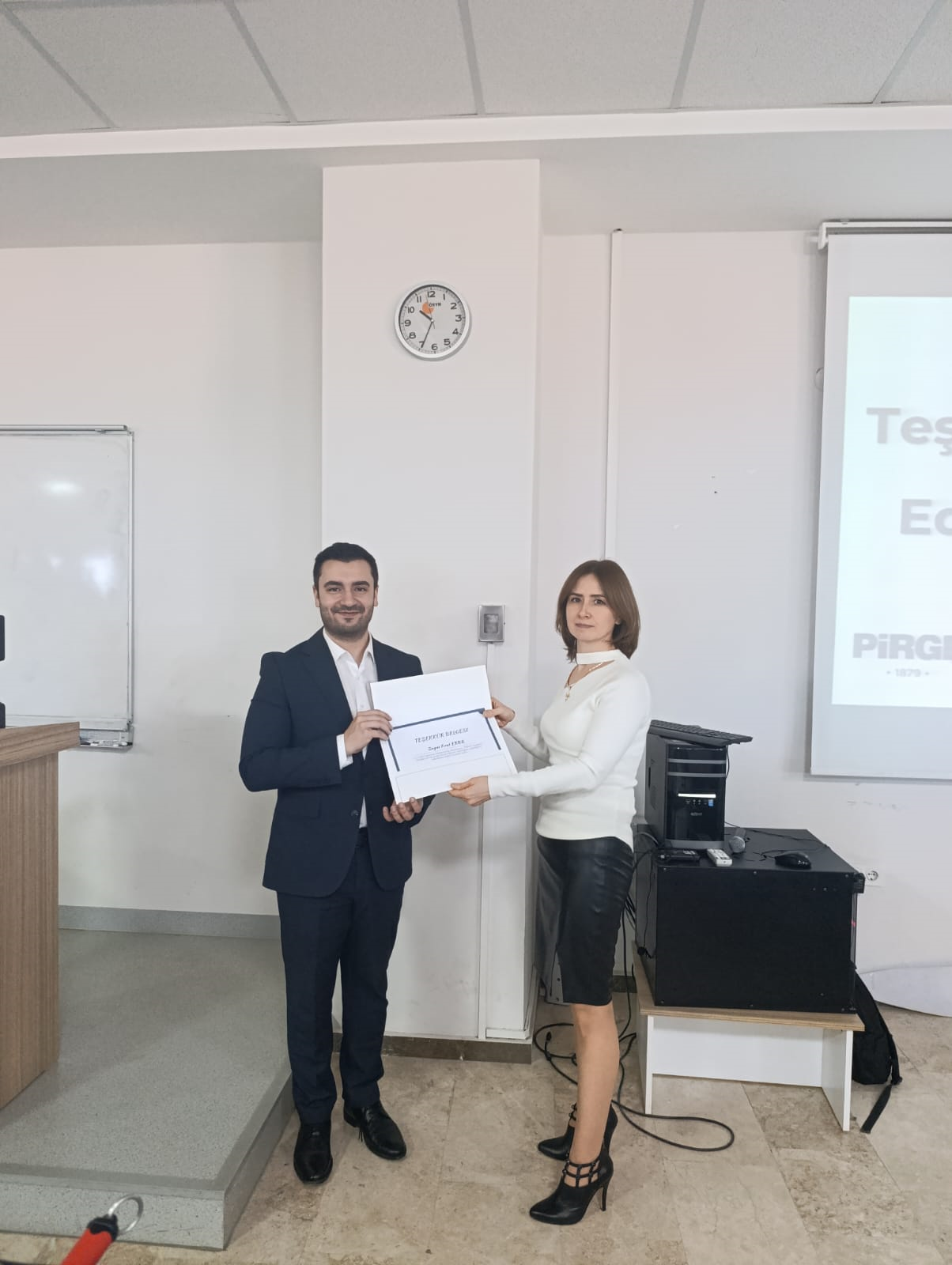 Pirge Akademi’den Öğrencilere Yönelik “Mutfakta Profesyonel Bıçak Eğitimi”