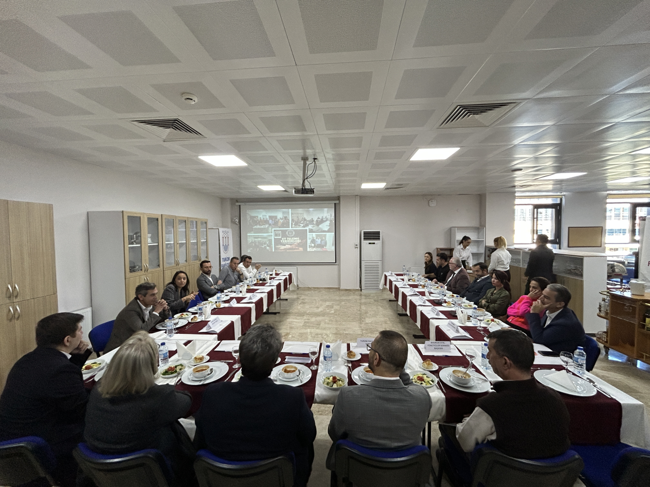 Bodrum’un 5 Yıldızlı Otel Genel Müdürleri Turizm Fakültesinde Bir Araya Geldi