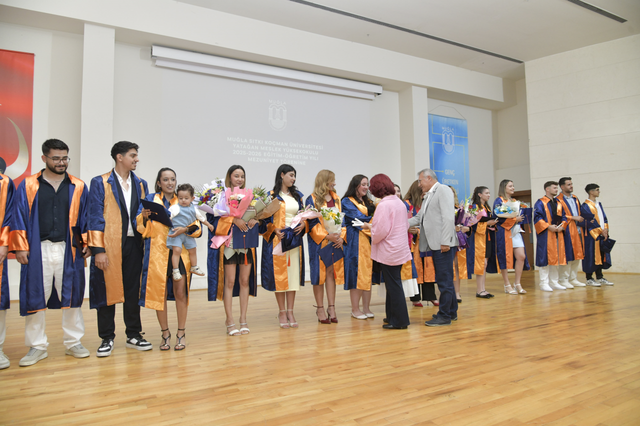 Yatağan MYO Mezuniyet Sevinci Yaşadı