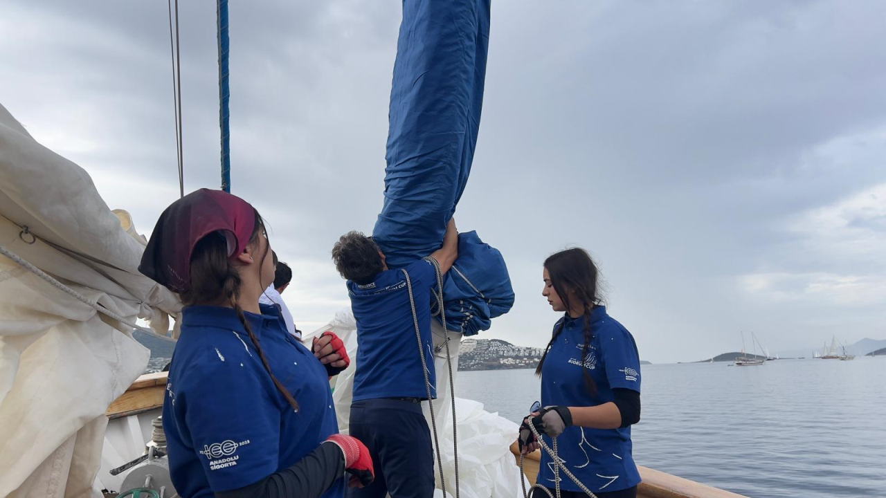 ? Yelkenlerde Büyük Başarı: STS Bodrum Okul Gemisi