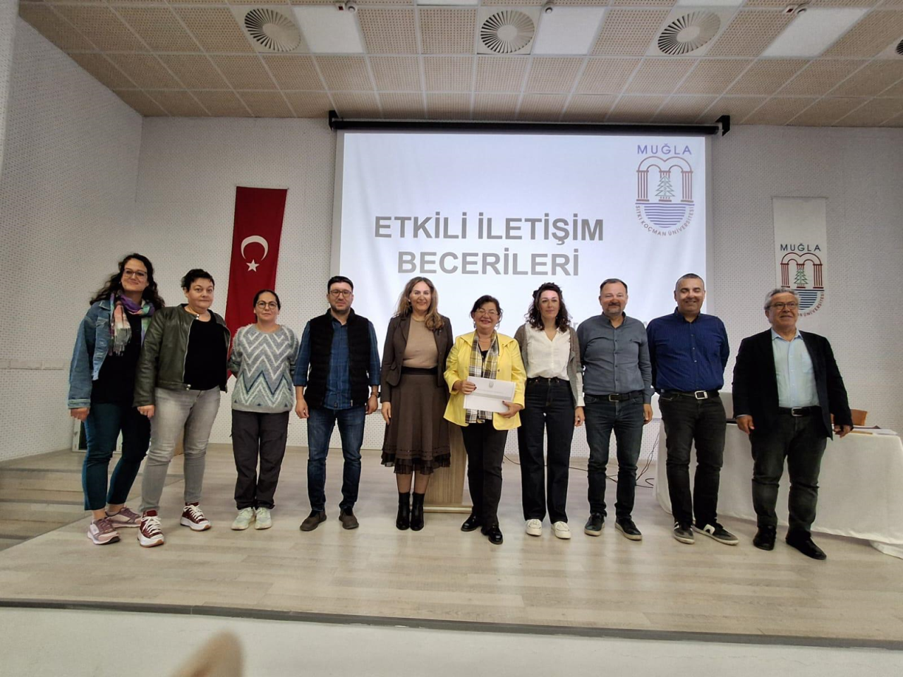 İLETİŞİM KONFERANSI YAPILDI