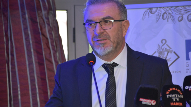 Merkez Müdürümüz Prof. Dr. Ahmet DEMİRAK, “2. Karya Vizyon Turizm Buluşması” açılış programında sunum gerçekleştirdi.