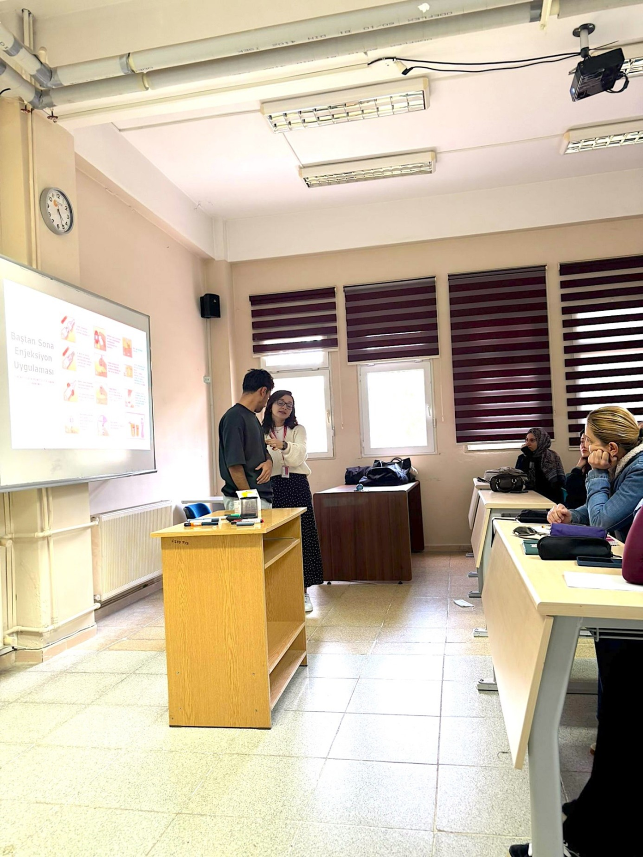 Diyabet Hemşireliği Dersi Kapsamında Diyabette İnsülin Tedavisi ve Uygulamaları Semineri Gerçekleştirildi