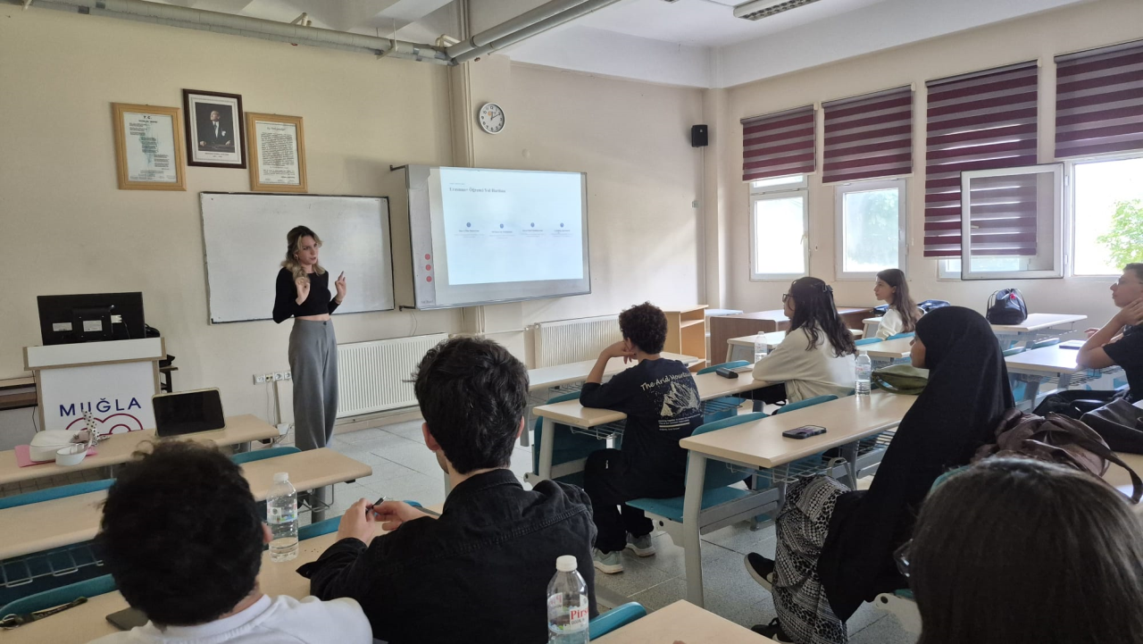 Erasmus Deneyimleri Öğrencilerimizle Paylaşıldı