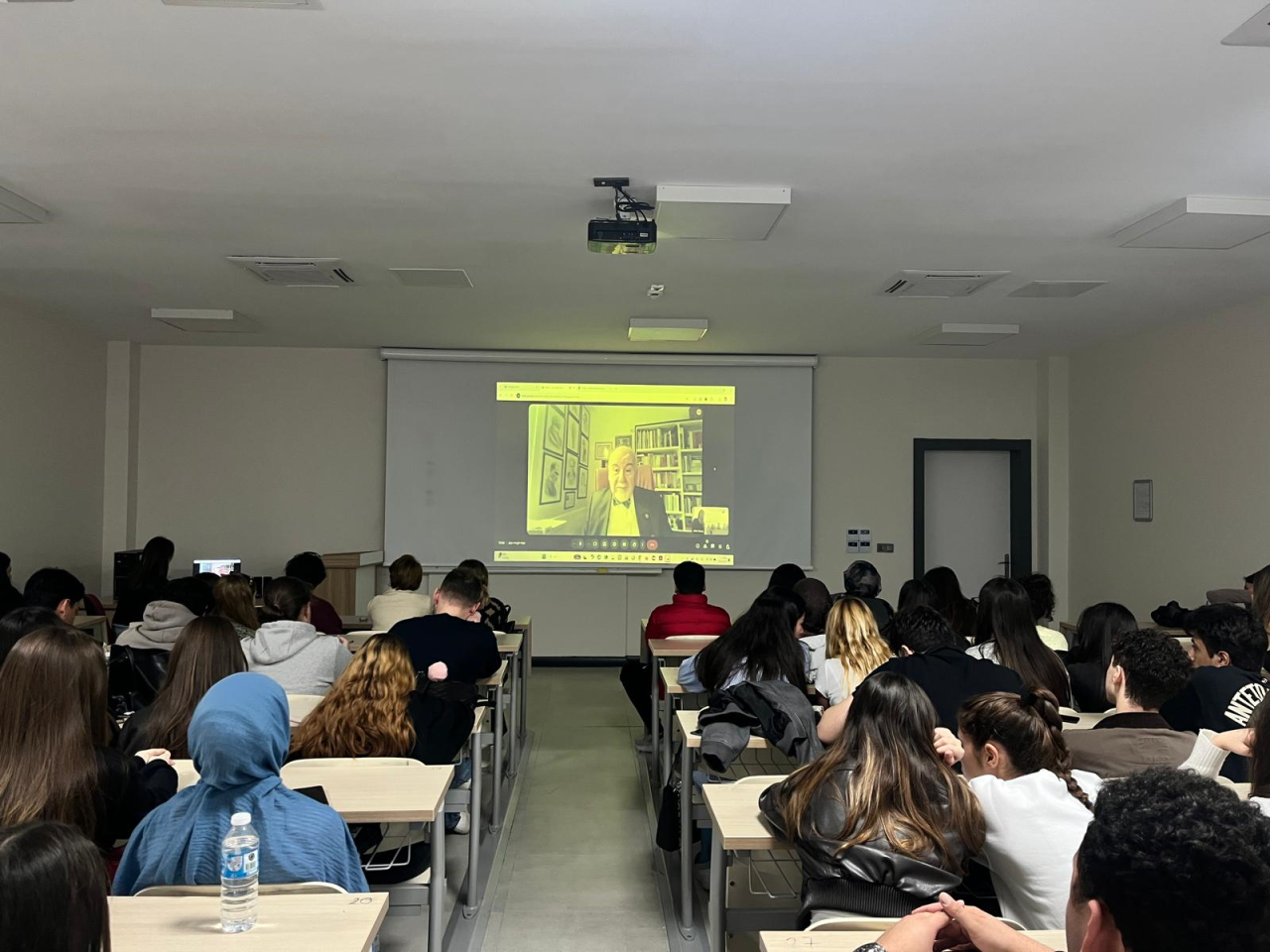 “7 Aralık Dünya Sivil Havacılık Günü: Vecihi’yi Anmak” Konulu Konferans Gerçekleştirildi