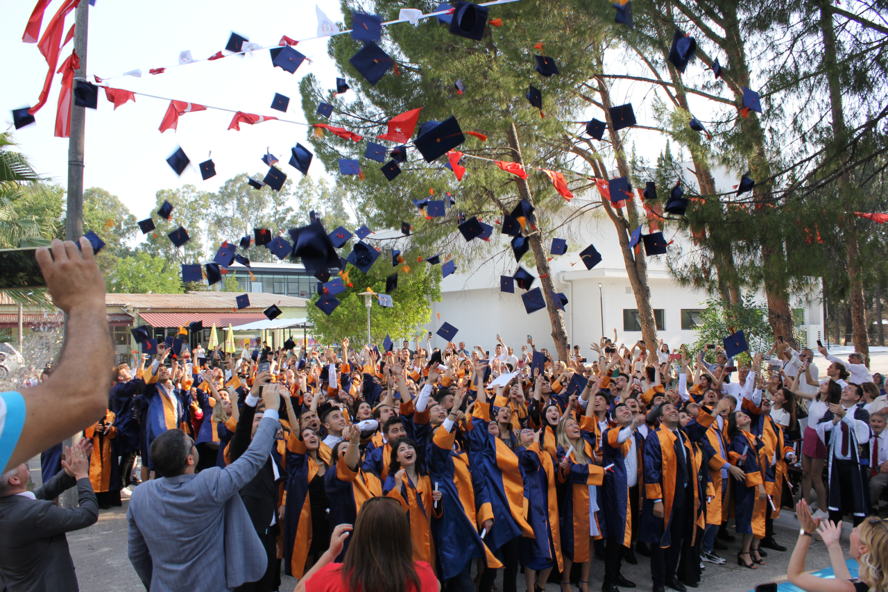 2021-2022 Academic Year Graduation Ceremony