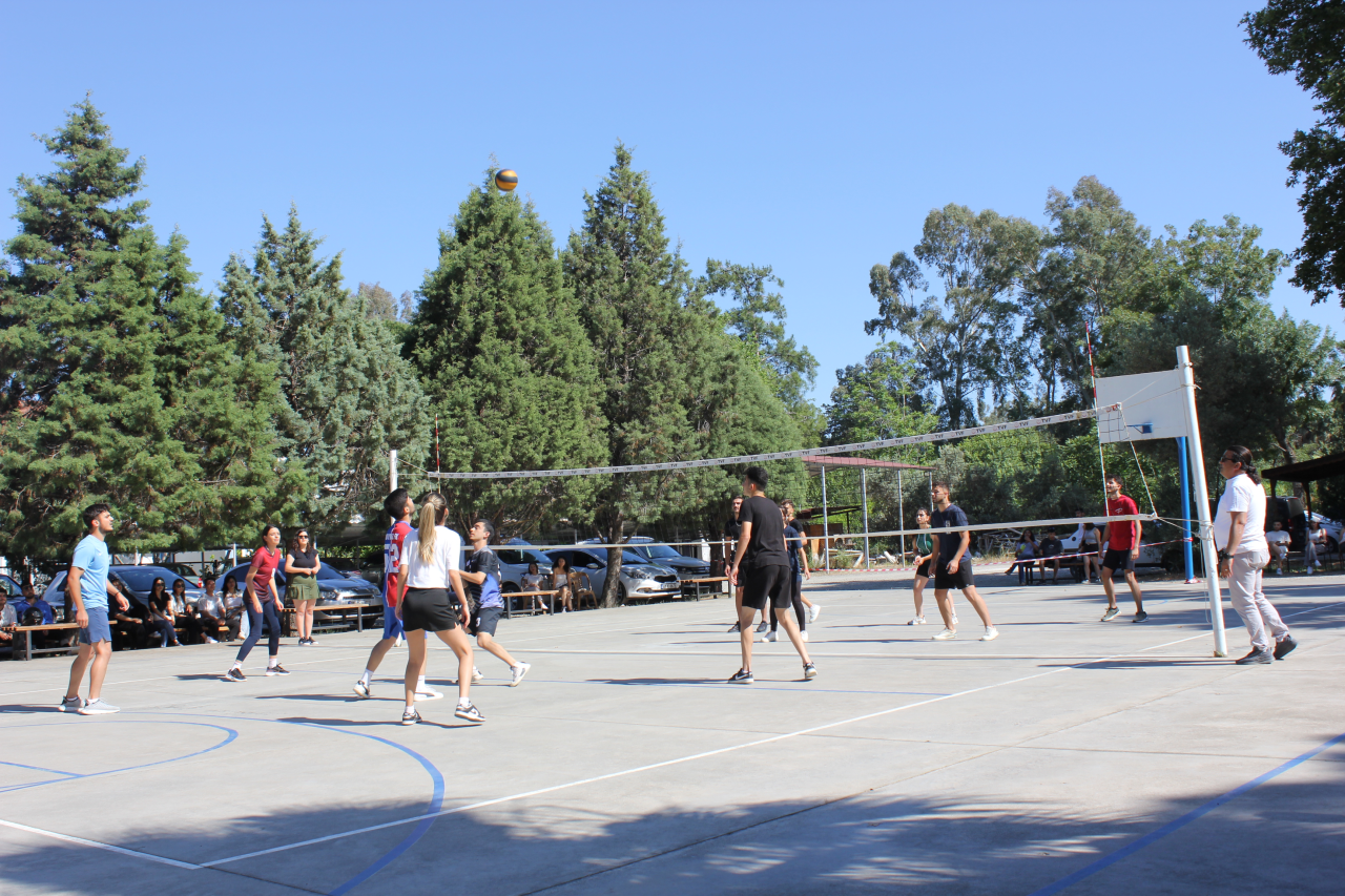 Dalaman Yerleşkesi Geleneksel Voleybol Turnuvası Final Maçı ve Konser etkinliği gerçekleştirildi