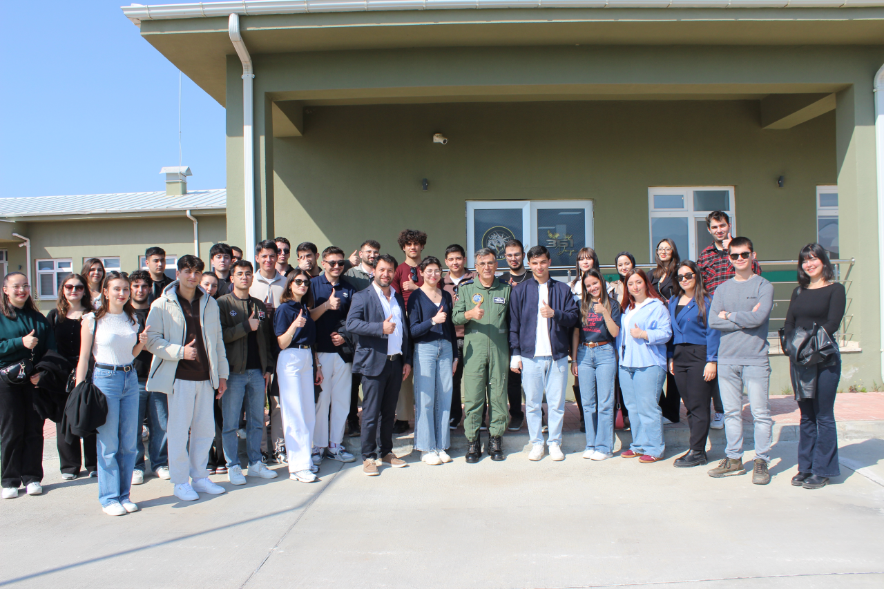 Delta Kanat Topluluğu Öğrencilerinden 16. Ana Jet Üssü’ne Teknik Gezi