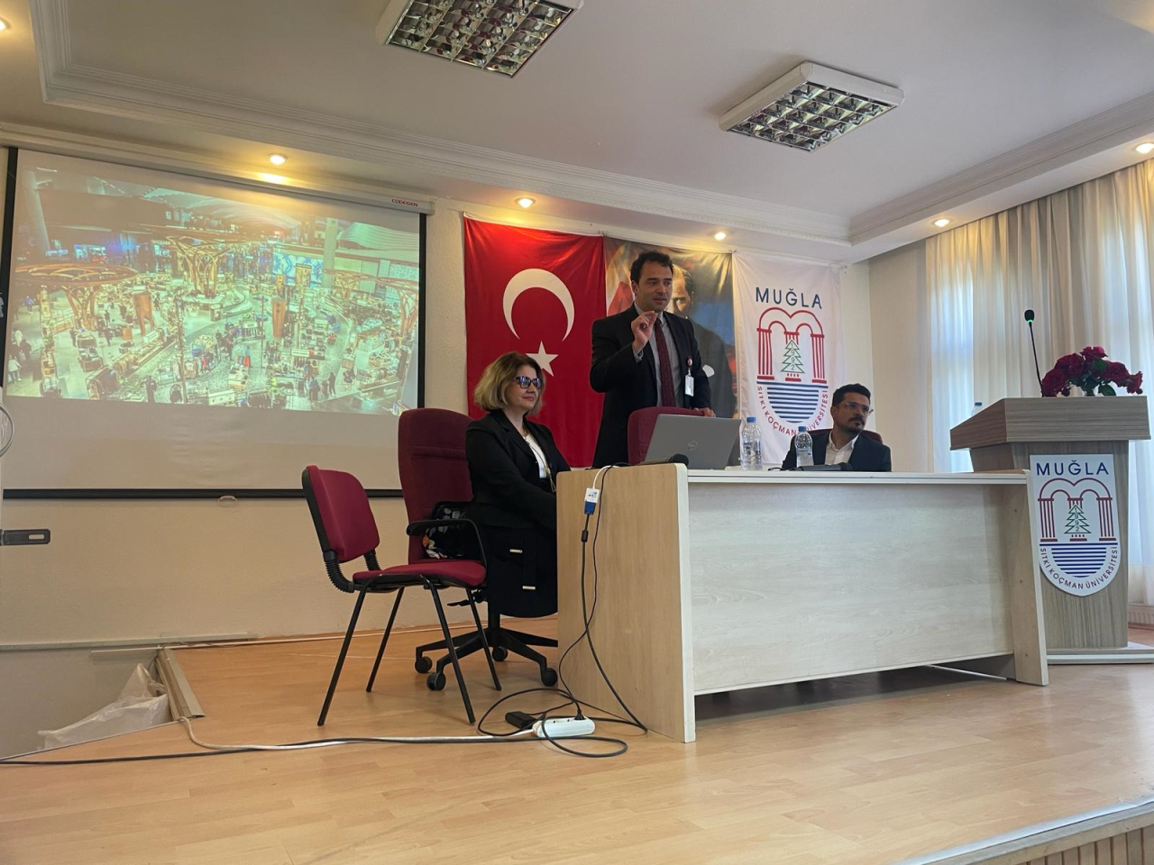 Milas Meslek Yüksekokulu’nda kariyer şenliği dolu dolu geçti