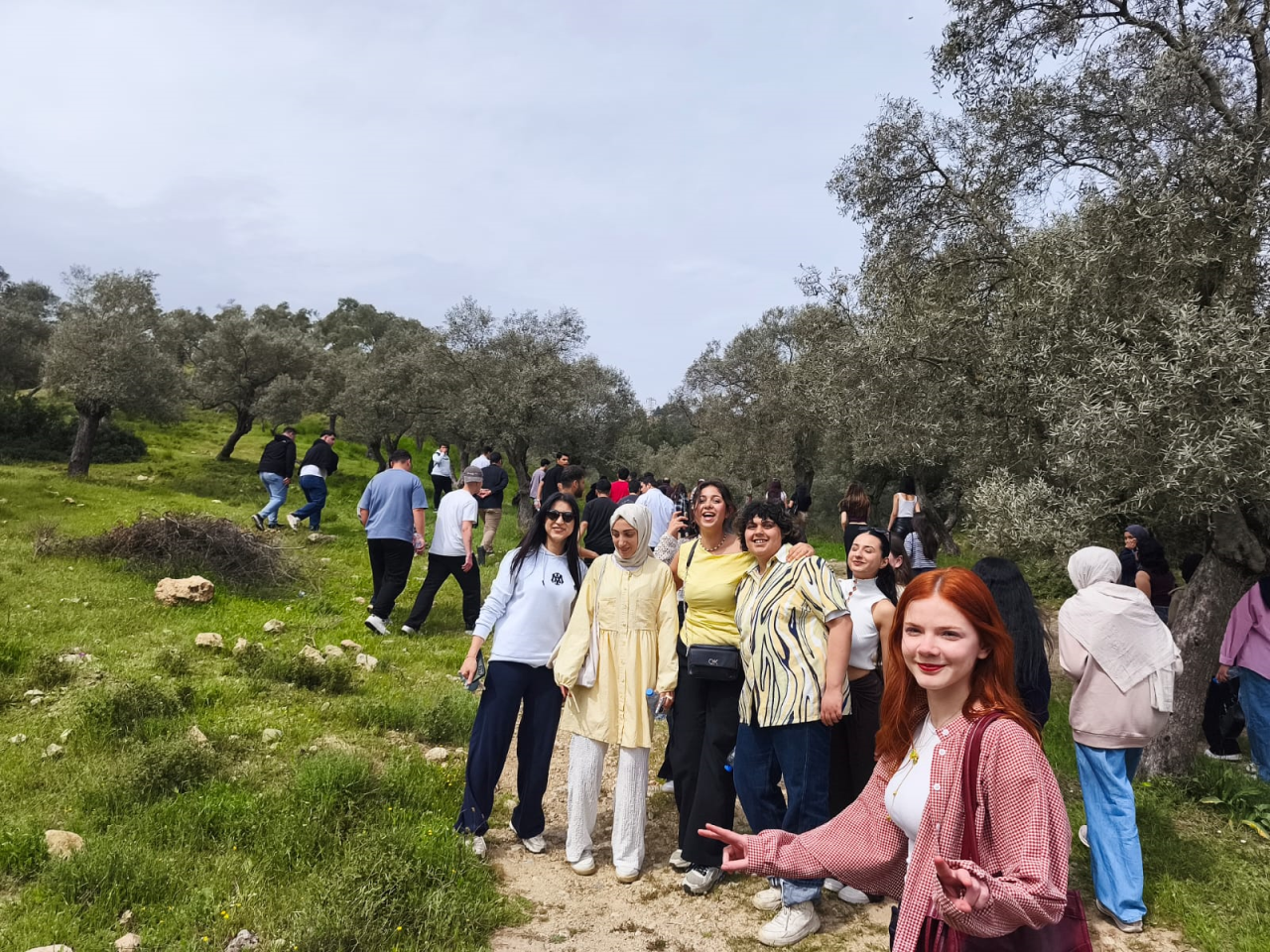 Milas MYO Öğrencileri Turizm Haftası’nda Doğa Yürüyüşü ve Piknik Etkinliğinde Buluştu