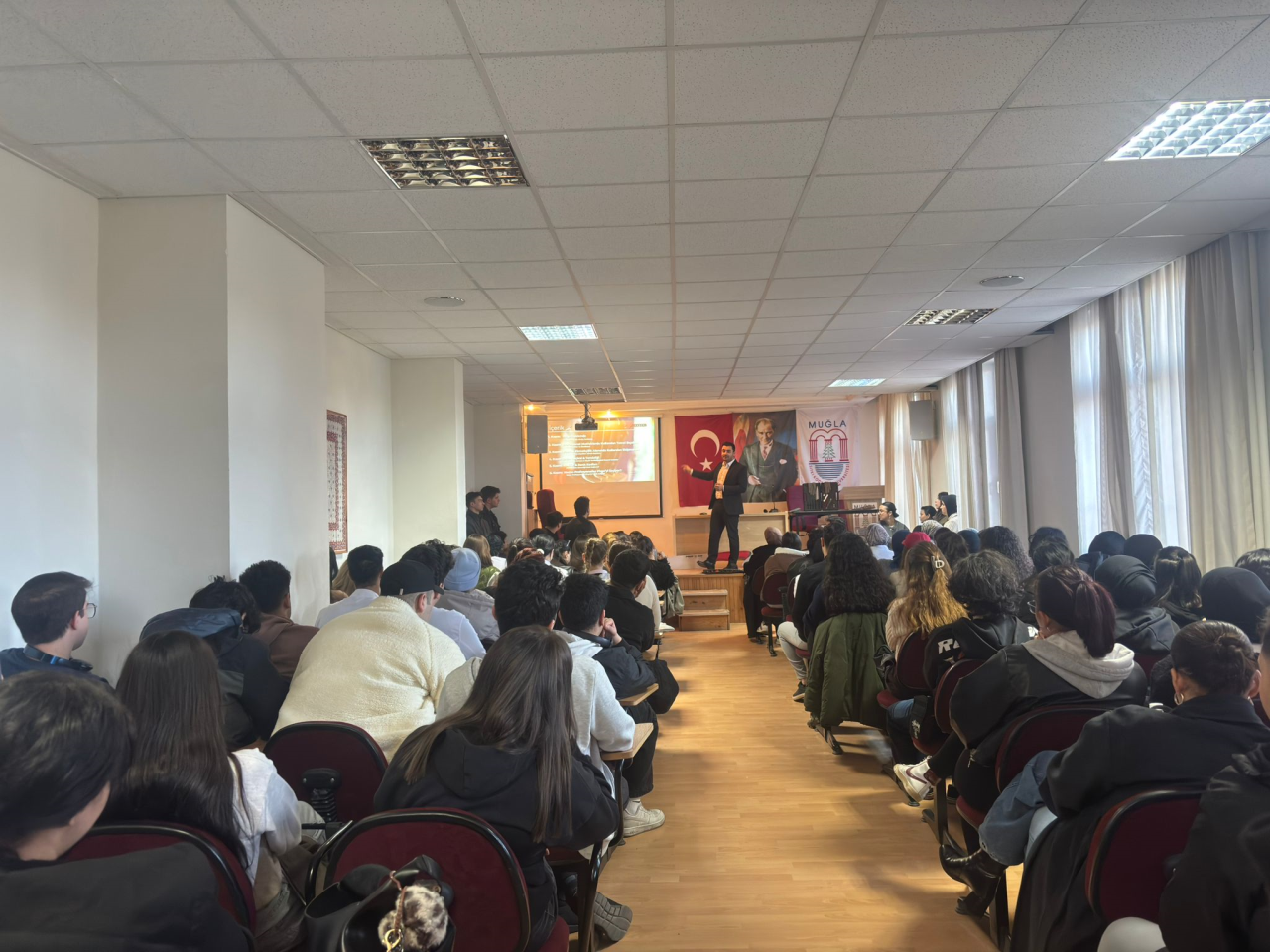 Milas Meslek Yüksekokulu’nda Aşçılık Öğrencilerine Yönelik "Profesyonel Bıçak Eğitimi" Düzenlendi