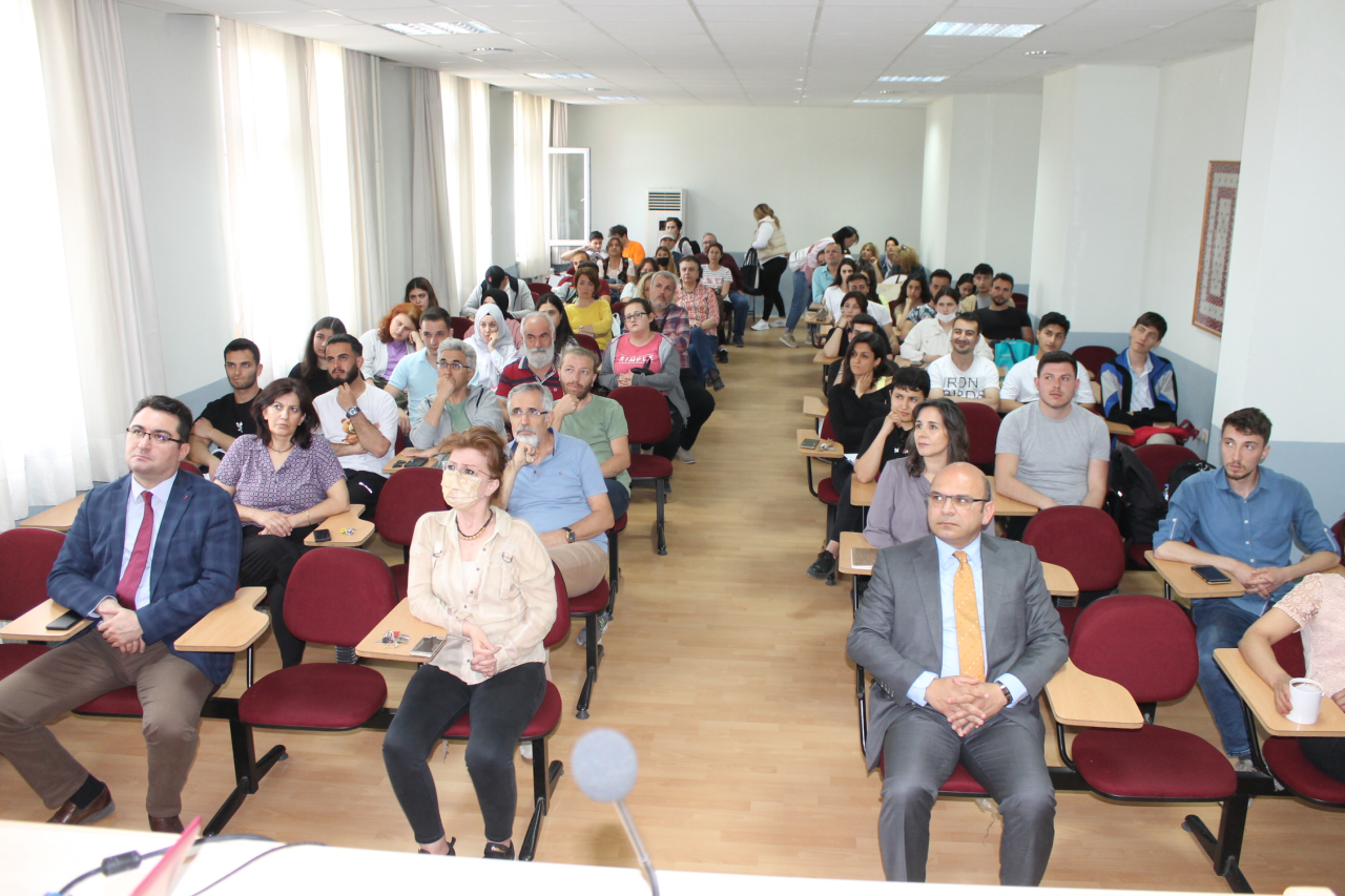 Etkili İletişim Teknikleri Konulu Konferans Gerçekleştirilmiştir