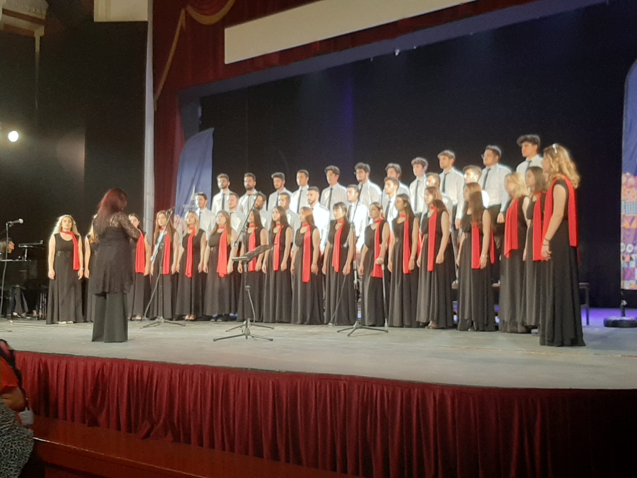 ÇOKSESLİ KOROLAR FESTİVALİ