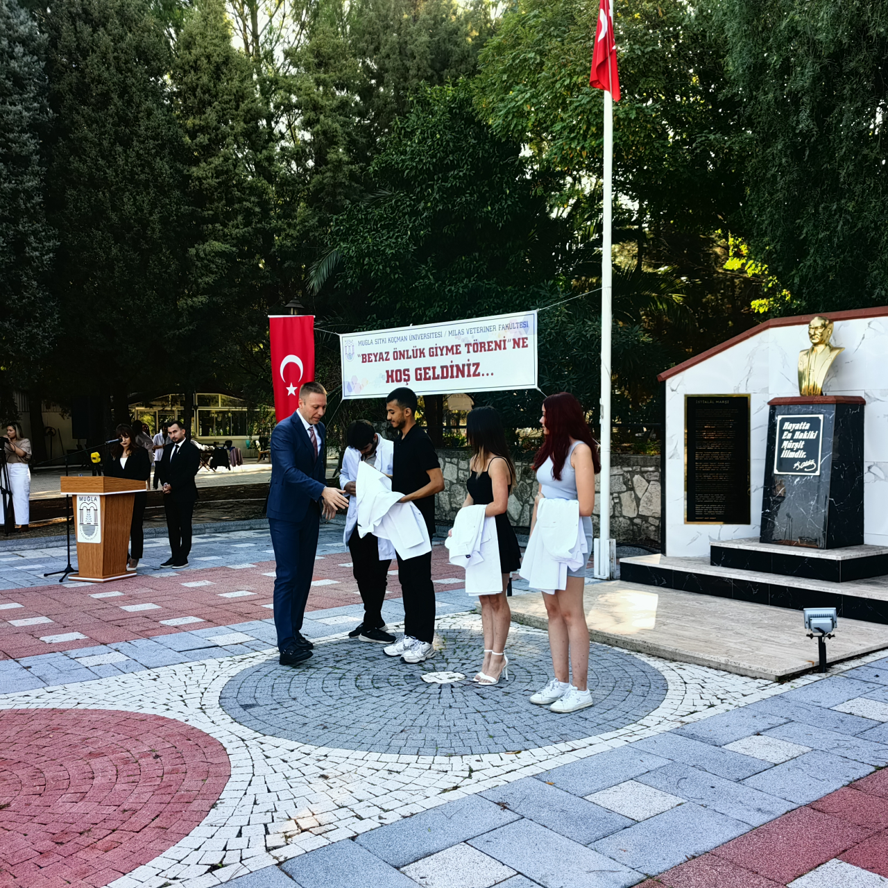 Milas Veteriner Fakültesi Beyaz Önlük Giyme, Morfoloji Binası ve Hayvan Hastanesi Geçici Hizmet Binası Açılış Töreni Gerçekleştirildi