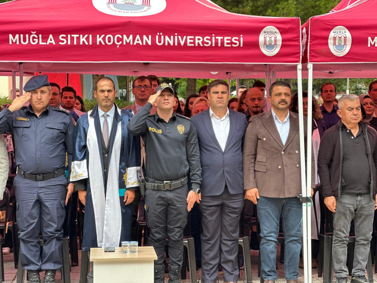 Fakültemizin 1. sınıf öğrencilerine beyaz önlük giyme töreni’ düzenlendi