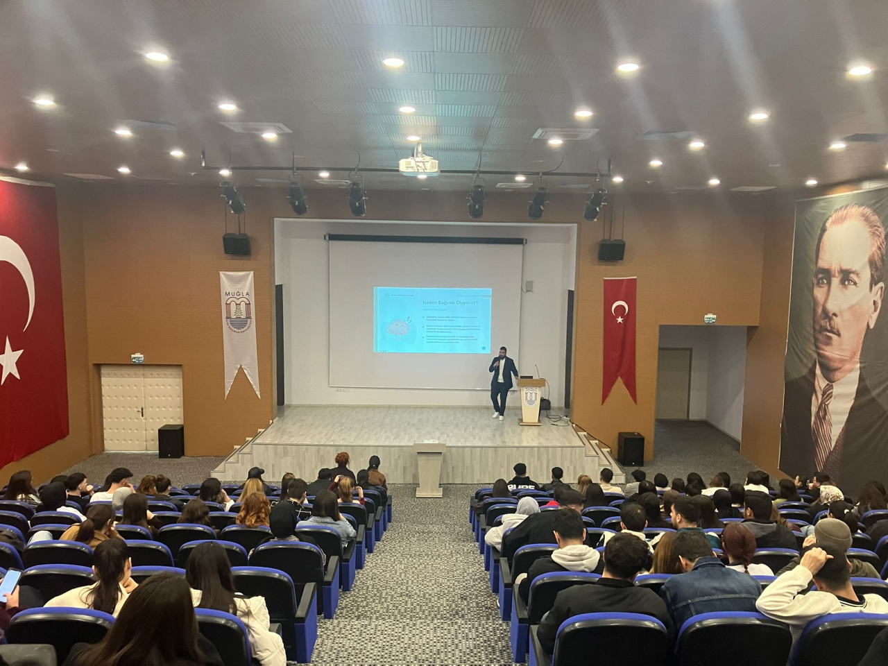 1-7 Mart Yeşilay Hafatası Kapsamında Bağımlılıkla Mücadele Semineri