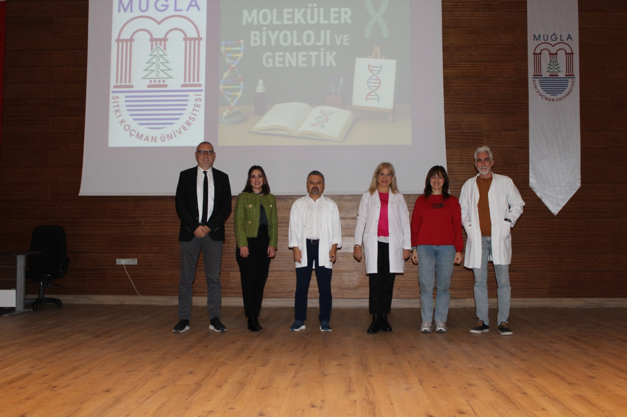 Fakültemizde, 2025-2026 eğitim-öğretim yılında ilki düzenlenen Biyoloji ile Moleküler Biyoloji ve Genetik Bölümleri öğrencilerinin beyaz önlük giyme töreni gerçekleştirildi.