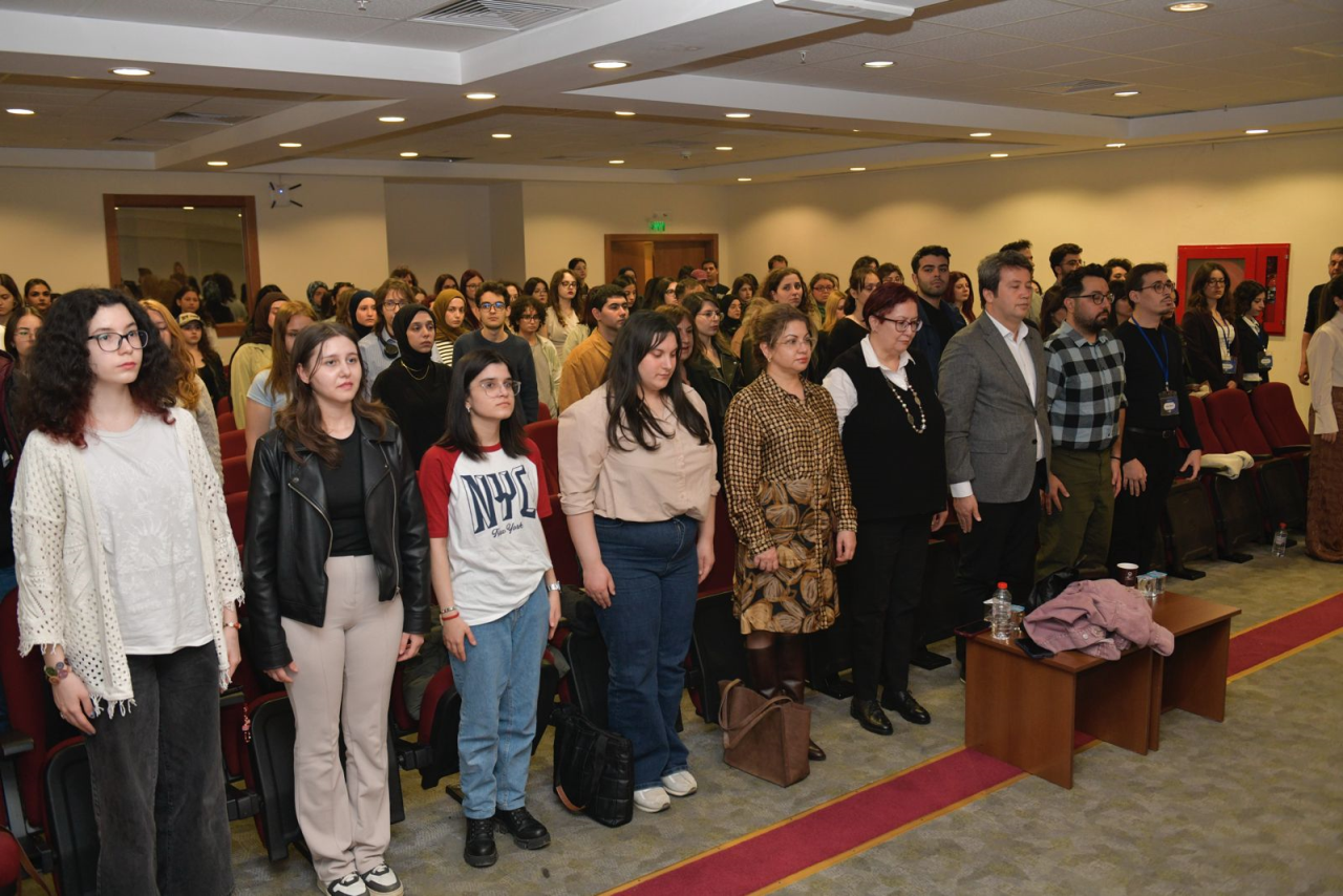 Engelsiz Erişim ve Türk İşaret Dili Çevirisi Konferansı