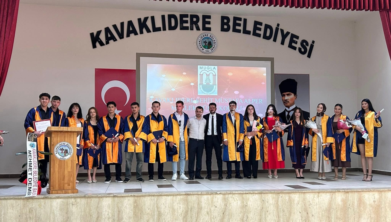 Kavaklıdere Şehit Mustafa Alper Meslek Yüksekokulu 7. Mezunlarını Verdi