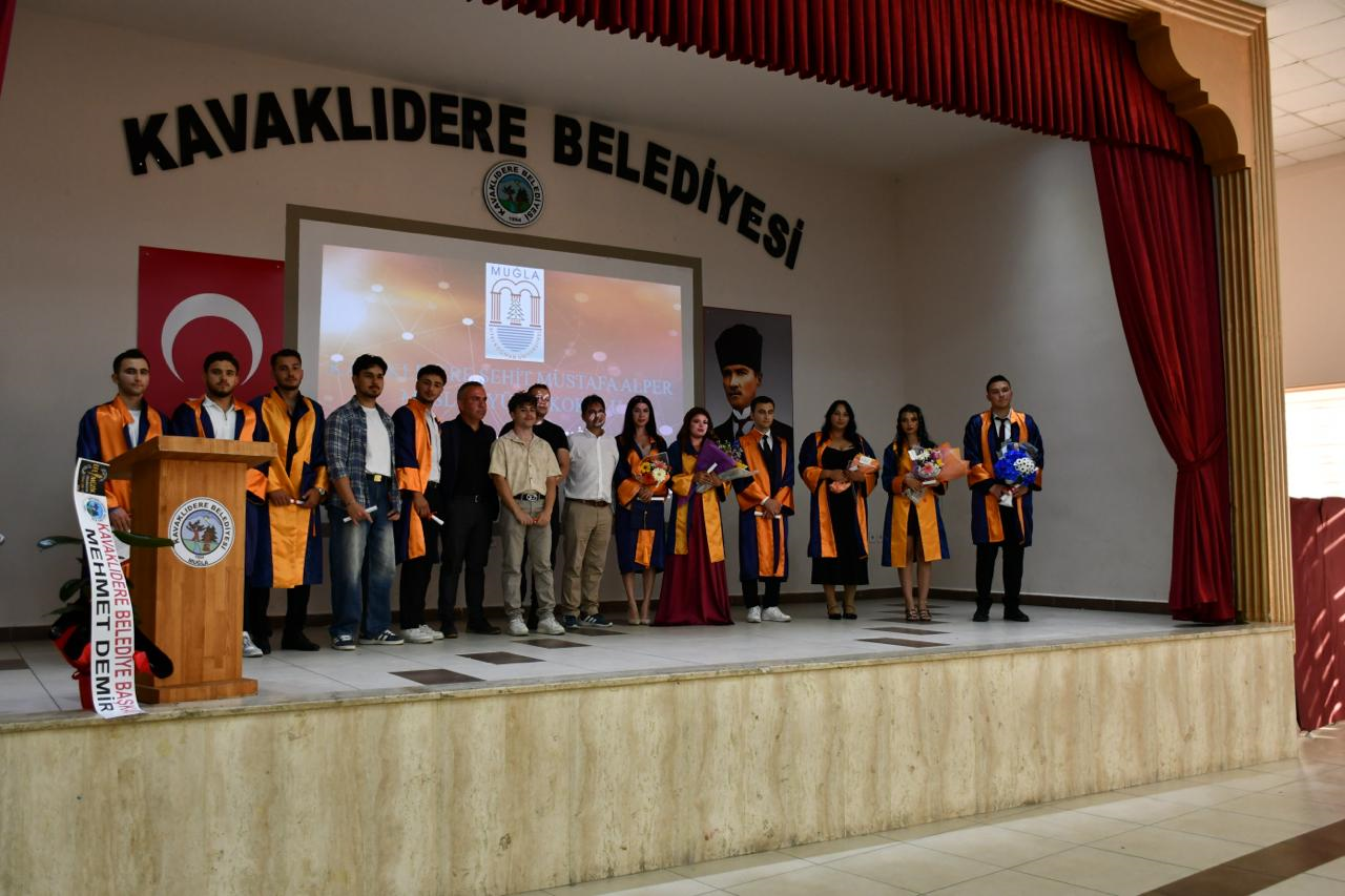 Kavaklıdere Şehit Mustafa Alper Meslek Yüksekokulu 7. Mezunlarını Verdi