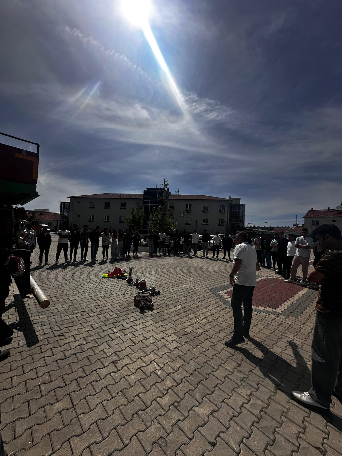 Kavaklıdere MYO’da Uygulamalı Orman Yangınları Eğitimi Gerçekleştirildi
