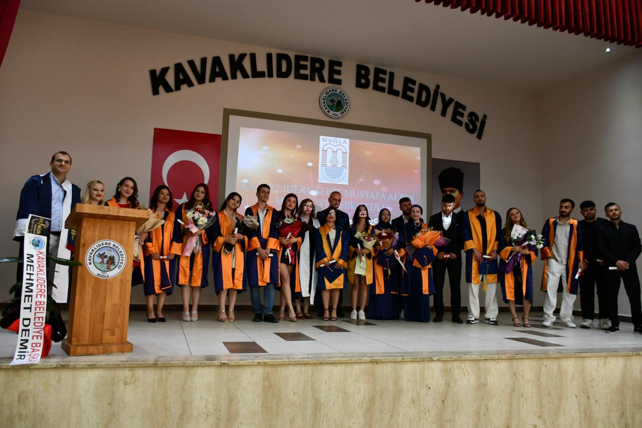 Kavaklıdere Şehit Mustafa Alper Meslek Yüksekokulu 7. Mezunlarını Verdi