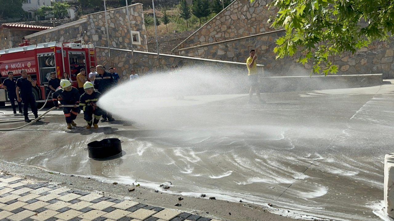  İtfaiyecilik Eğitimi II dersi uygulaması