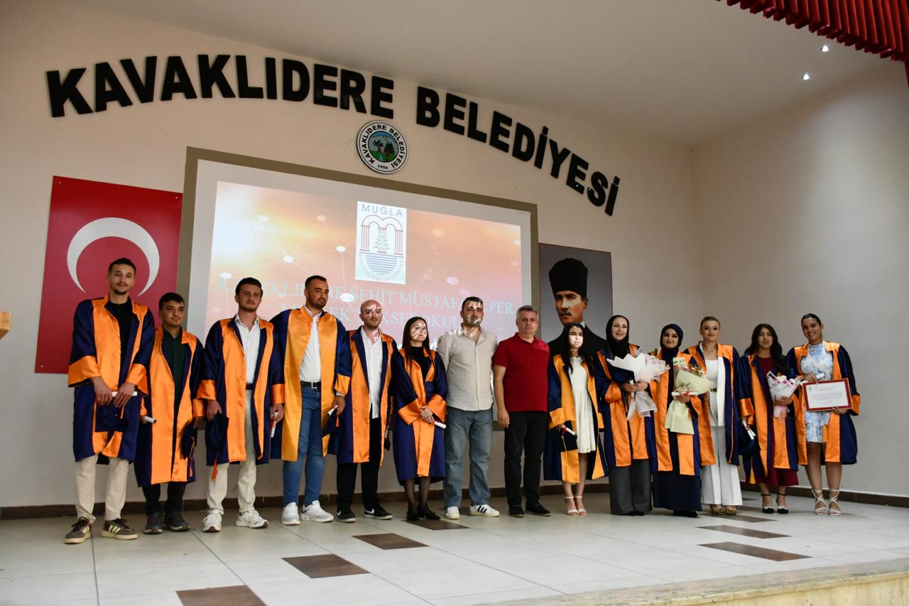 Kavaklıdere Şehit Mustafa Alper Meslek Yüksekokulu 7. Mezunlarını Verdi