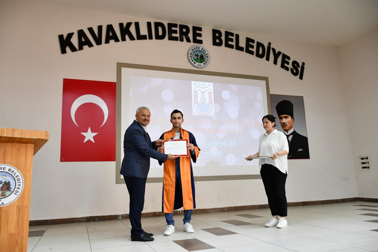 Kavaklıdere Şehit Mustafa Alper Meslek Yüksekokulu 7. Mezunlarını Verdi