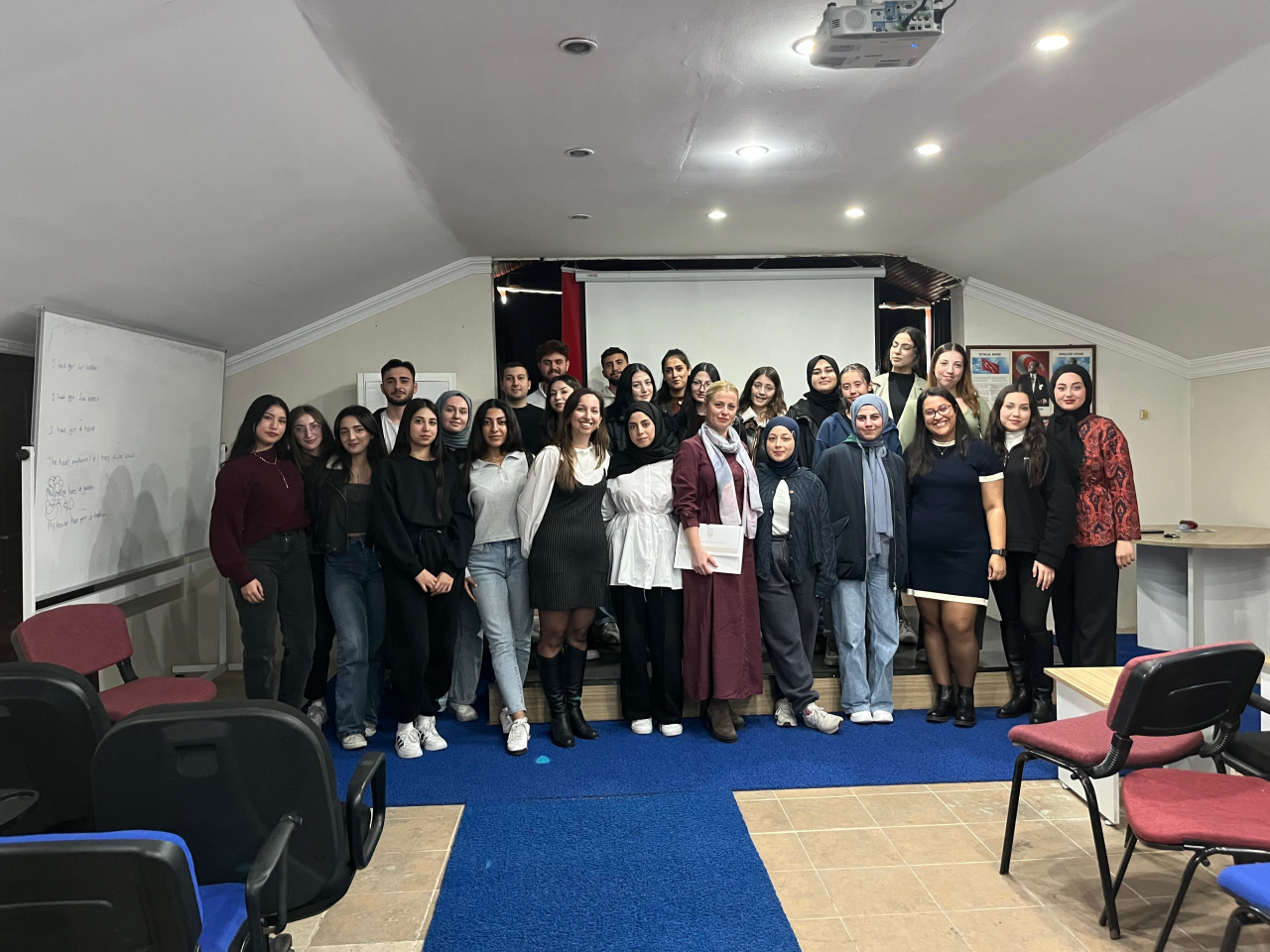 "Hastane Eczanesinde Yardımcı Personelin Önemi" Semineri 