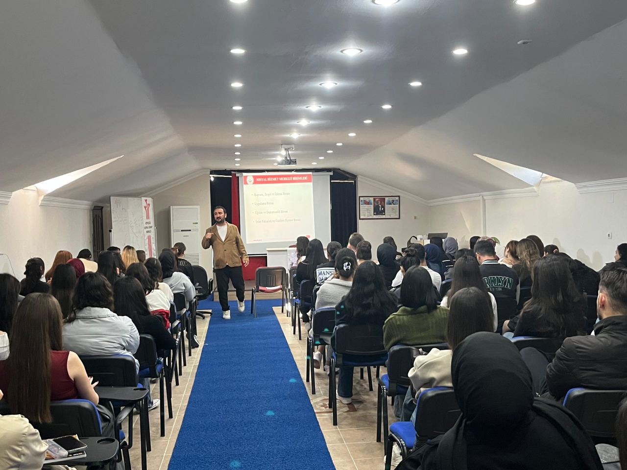 "Öğrencilere Yönelik Sosyal Hizmet Modelleri Tanıtımı" Semineri