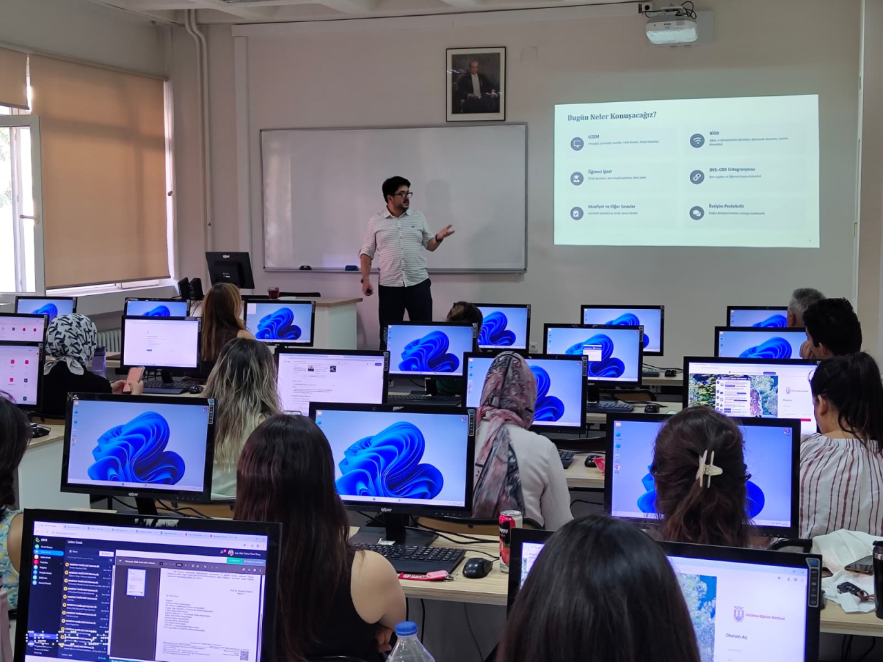 Edebiyat Fakültesi Personeline Dijitalleşme Eğitimi