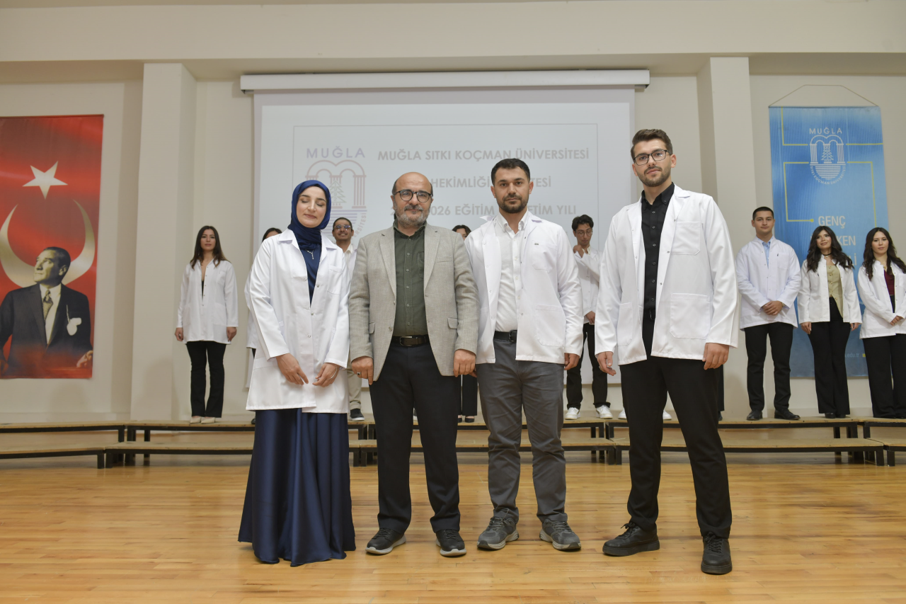 2025-2026 Eğitim-Öğretim Yılı Beyaz Önlük Giyme ve 22 Kasım Dünya Diş Hekimleri Günü Kutlama Töreni