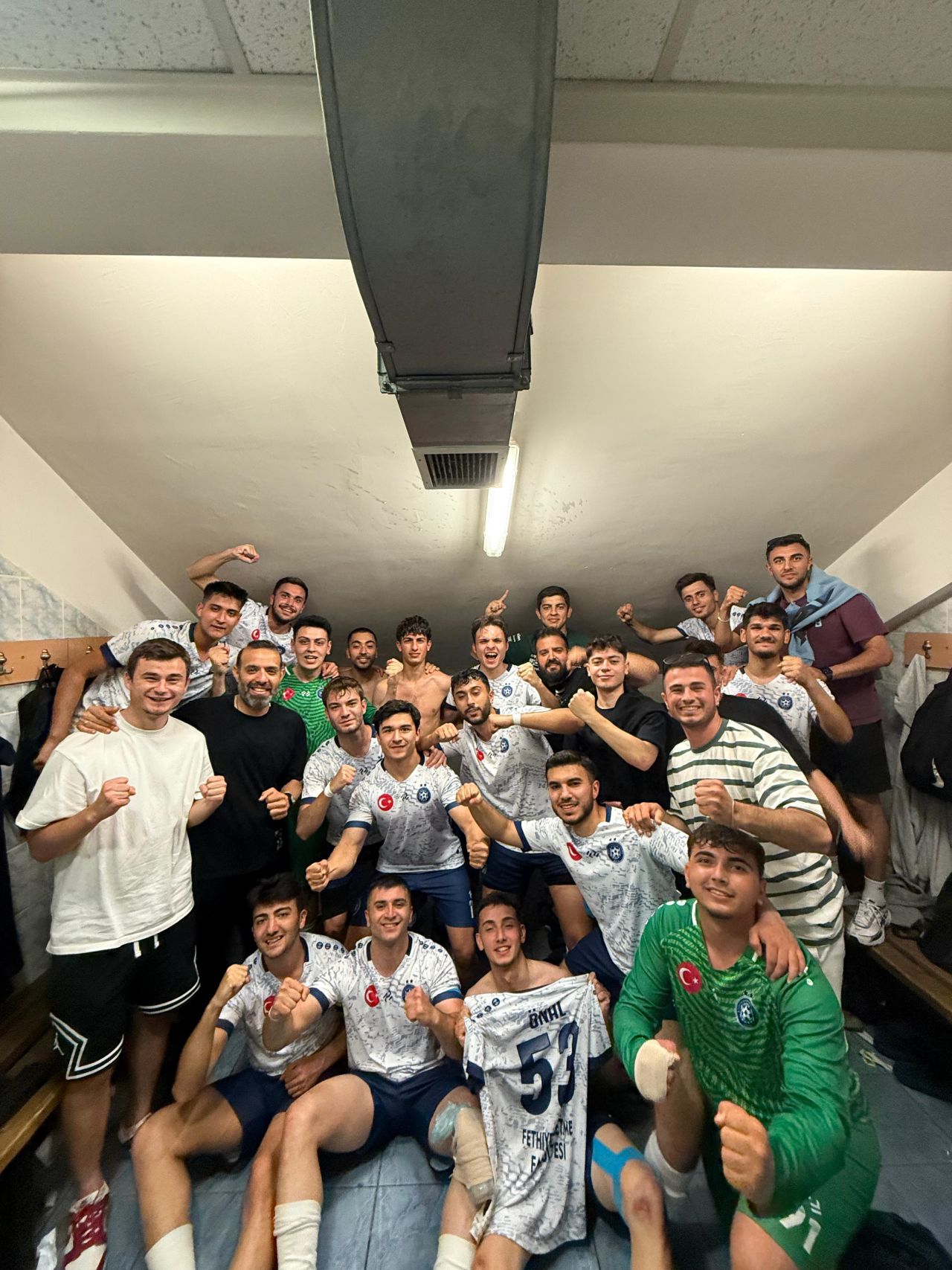 29. Sıtkı Koçman Rektörlük Turnuvası şampiyonu Fethiye İşletme Fakültesi Futbol Takımımız bu yıl da Finalde!