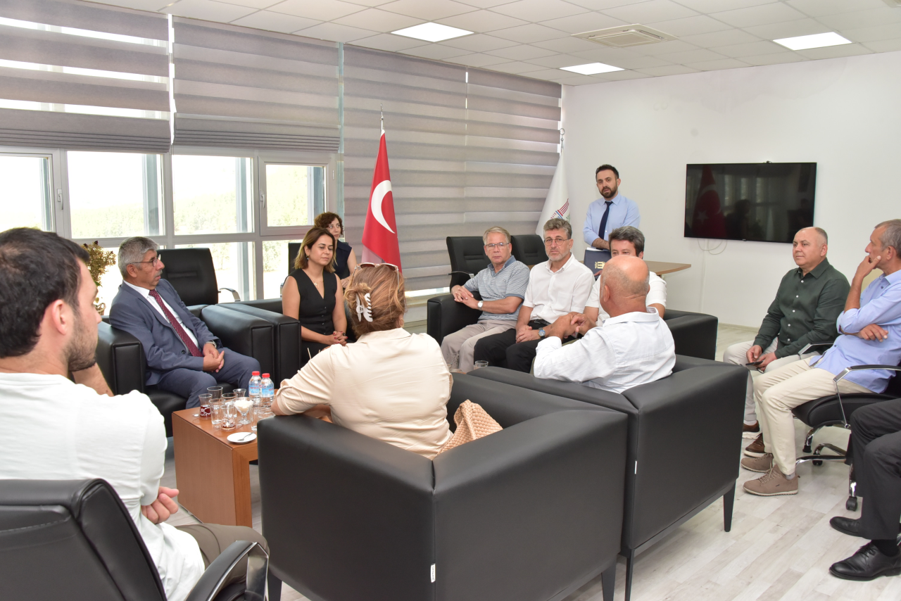 Fethiye İşletme Fakültesi Ev Sahipliğinde Yerleşkemize Kız Yurdu : İmzalar Atıldı.