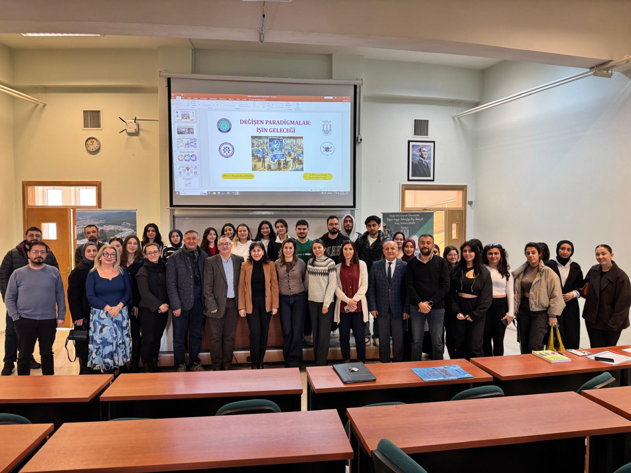 Değişen Paradigmalar ve İşin Geleceği Semineri Düzenlendi