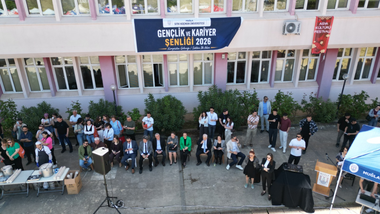 Muğla Sıtkı Koçman Üniversitesi’nde (MSKÜ) öğrenciler ile sektör temsilcilerinin bir araya geldiği “Kariyer Şenliği 2026” etkinliği düzenlendi.