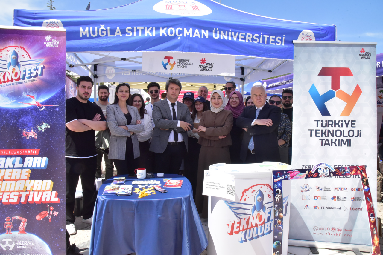 Muğla Sıtkı Koçman Üniversitesi’nde (MSKÜ) öğrenciler ile sektör temsilcilerinin bir araya geldiği “Kariyer Şenliği 2026” etkinliği düzenlendi.