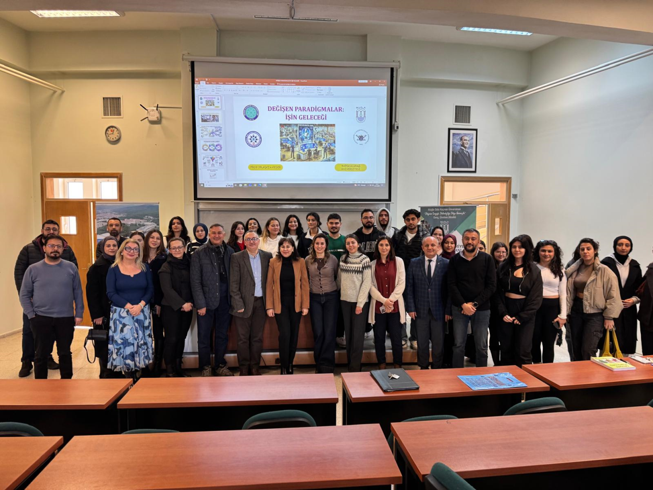 Değişen Paradigmalar ve İşin Geleceği Semineri Düzenlendi