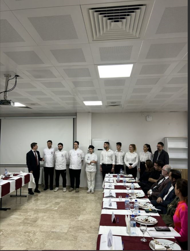 Bodrum’un 5 Yıldızlı Otel Genel Müdürleri Turizm Fakültesinde Bir Araya Geldi