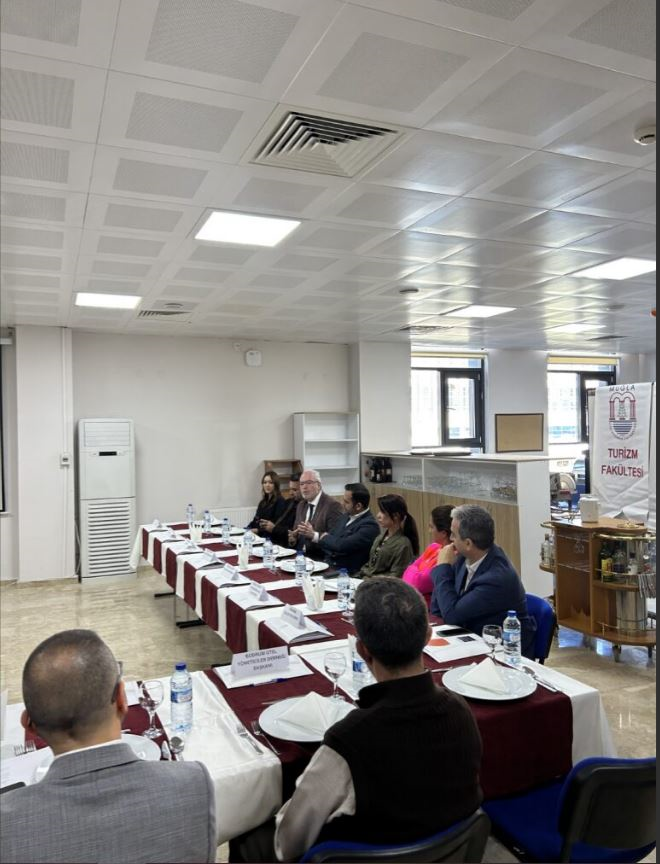 Bodrum’un 5 Yıldızlı Otel Genel Müdürleri Turizm Fakültesinde Bir Araya Geldi