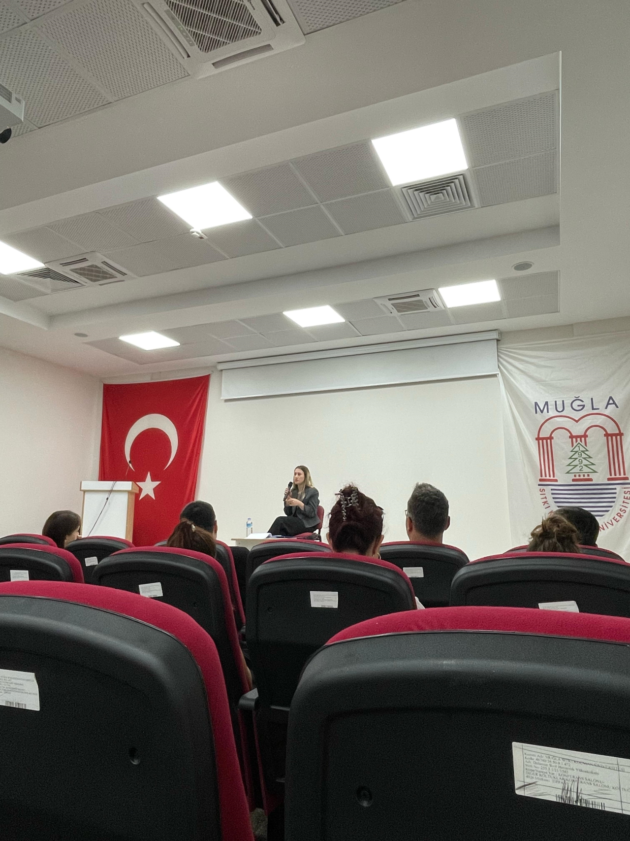 Gücünü Keşfet! Çalışma Hayatını Anlamak ve Uygulamak. İş Kanunu ve Haklar başlıklı konferans gerçekleşti.