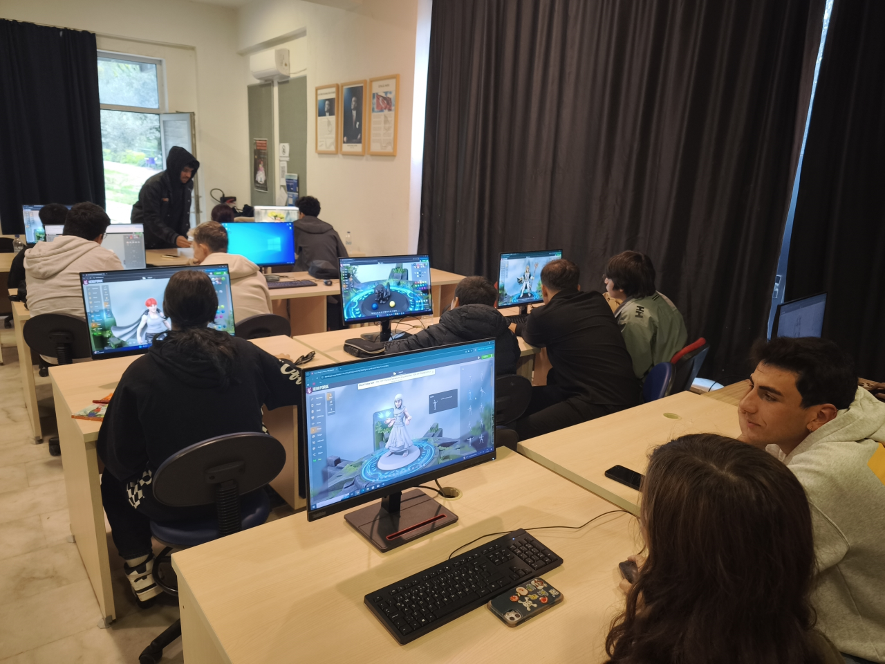 Hayalindeki Kahramanını Tasarla Çalıştayı Gerçekleştirildi 