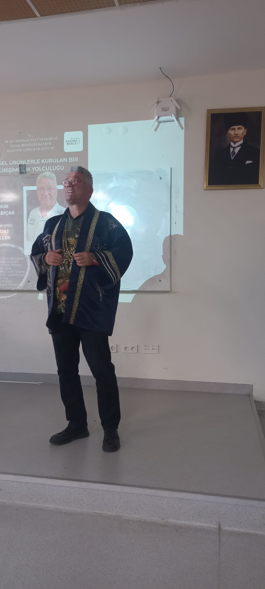 ŞEF TİMUR KOCABIÇAK: İLK VE TEK COĞRAFİ İŞARETLİ ÜRÜNLER RESTORANI SAHİBİ ÜNLÜ ŞEF ARAMIZDA İDİ