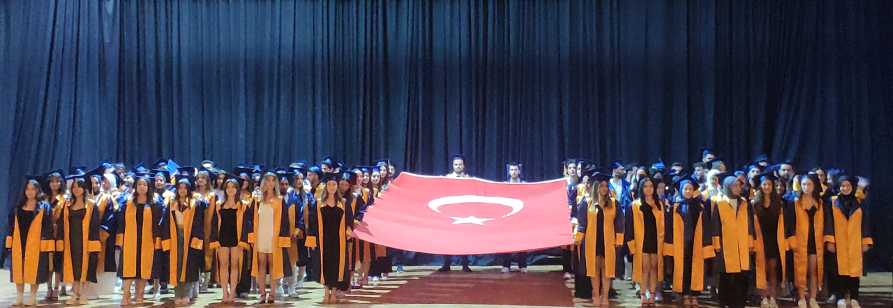 Meslek andı mezun öğrencilerimiz tarafından okundu